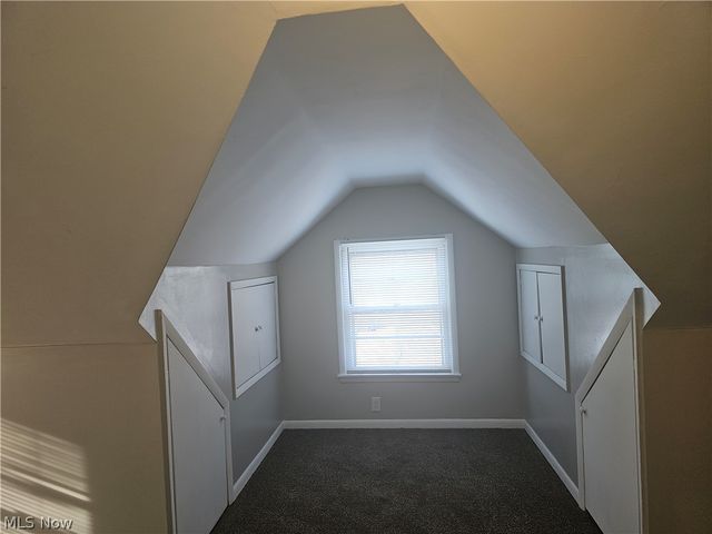 9516 Alexander Road, Garfield Heights, OH 44125