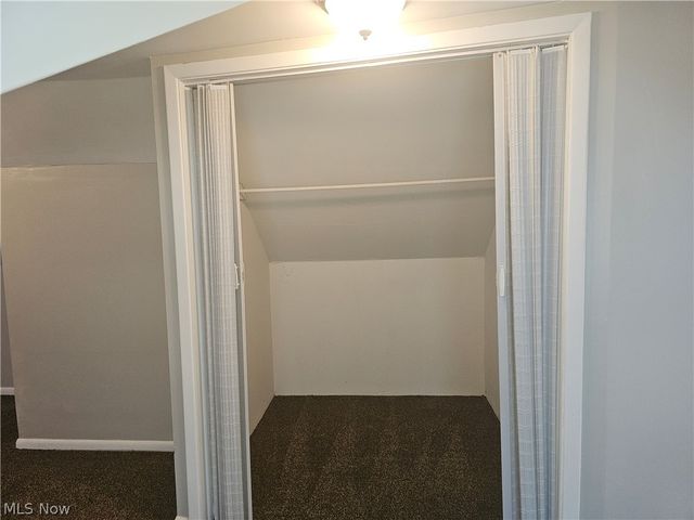 9516 Alexander Road, Garfield Heights, OH 44125