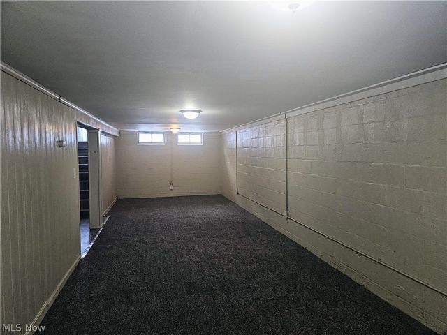 9516 Alexander Road, Garfield Heights, OH 44125