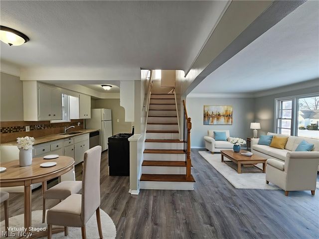 9516 Alexander Road, Garfield Heights, OH 44125