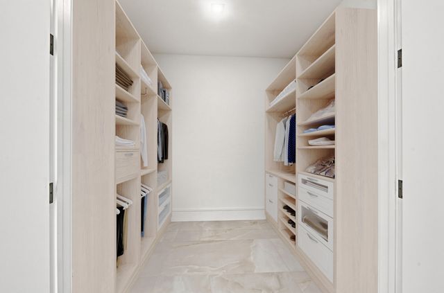 220 Lake Shore Drive 1407, Lake Park, FL 33403