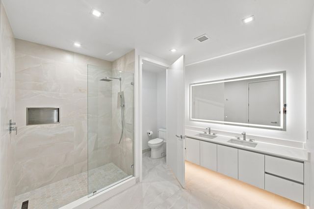 220 Lake Shore Drive 1407, Lake Park, FL 33403