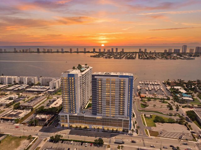 220 Lake Shore Drive 1407, Lake Park, FL 33403