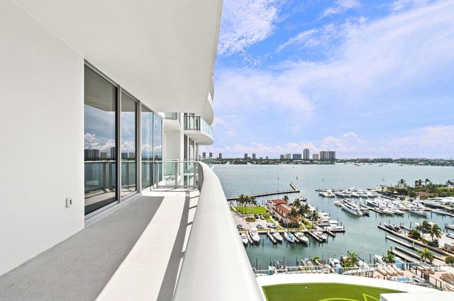 220 Lake Shore Drive 1407, Lake Park, FL 33403