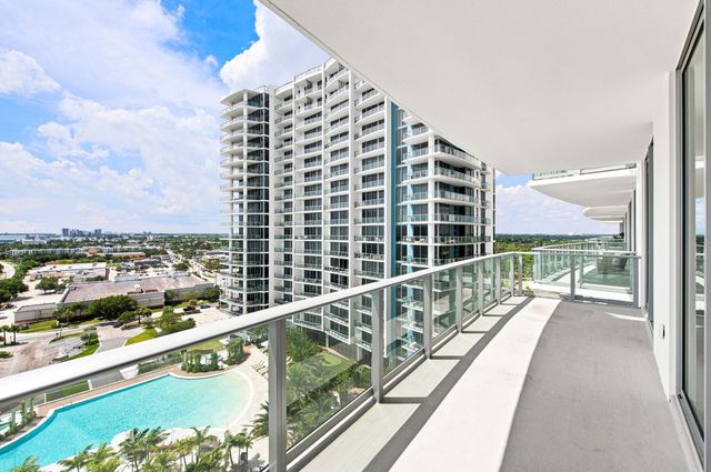 220 Lake Shore Drive 1407, Lake Park, FL 33403