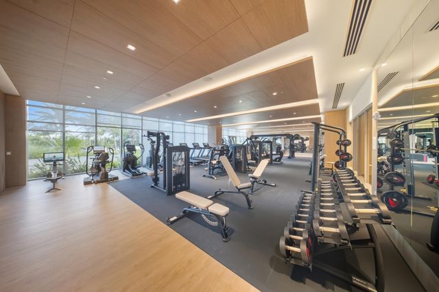 220 Lake Shore Drive 1407, Lake Park, FL 33403