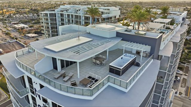 220 Lake Shore Drive 1407, Lake Park, FL 33403
