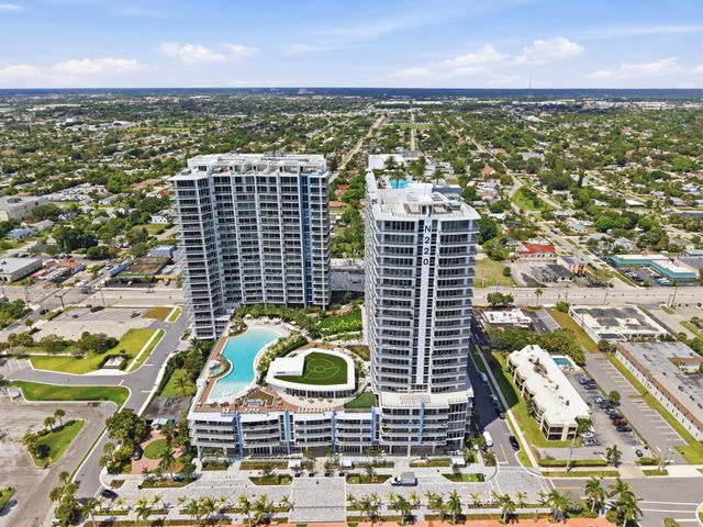220 Lake Shore Drive 1407, Lake Park, FL 33403