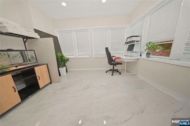 596 Moonachie Avenue, Wood Ridge, NJ 07075