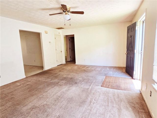 8208 Wynfield Drive, Jonesboro, GA 30238