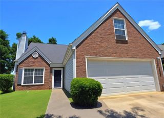 8208 Wynfield Drive, Jonesboro, GA 30238