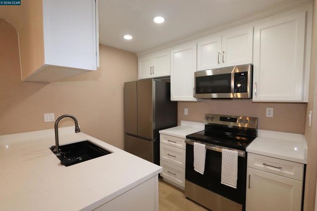 2209 Peppertree Way 1, Antioch, CA 94509