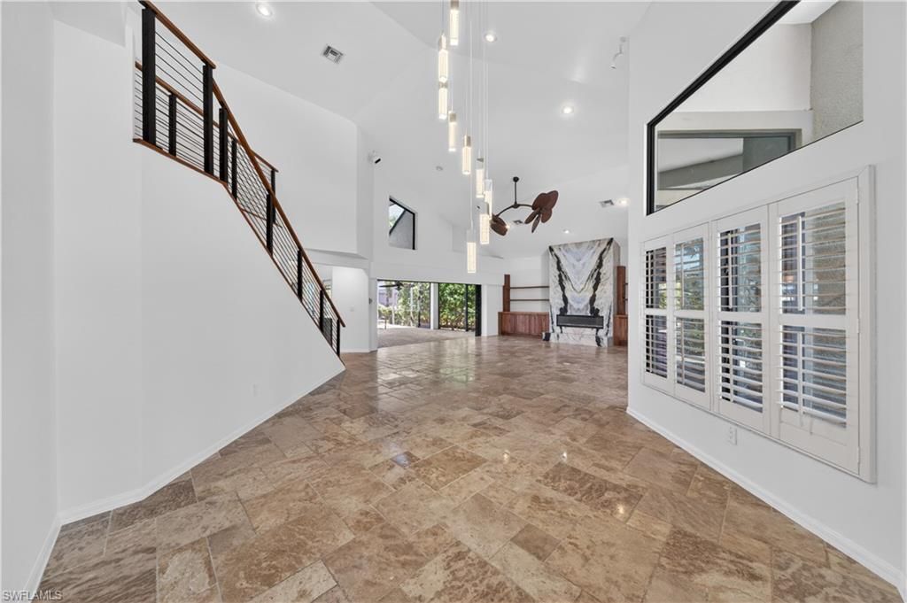 Image 10 of property listing at 1513 SW 58th ST, Cape Coral, FL 33914