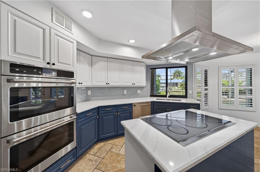 Image 15 of property listing at 1513 SW 58th ST, Cape Coral, FL 33914