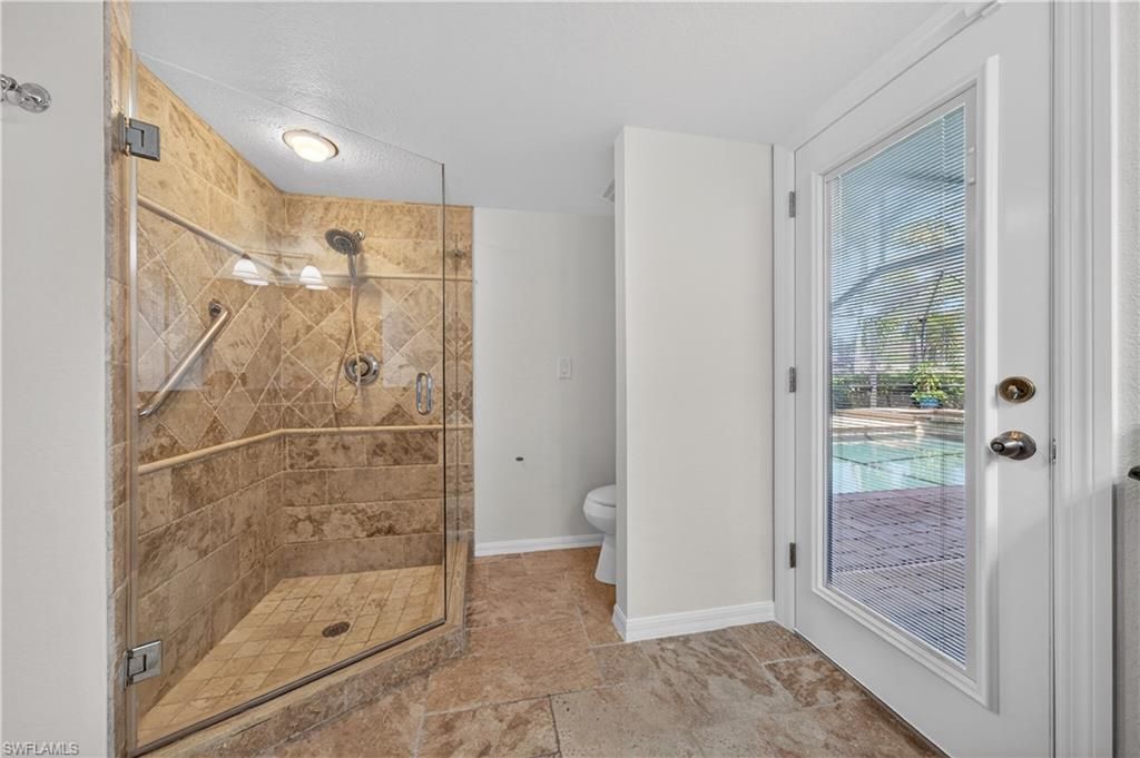 Image 32 of property listing at 1513 SW 58th ST, Cape Coral, FL 33914
