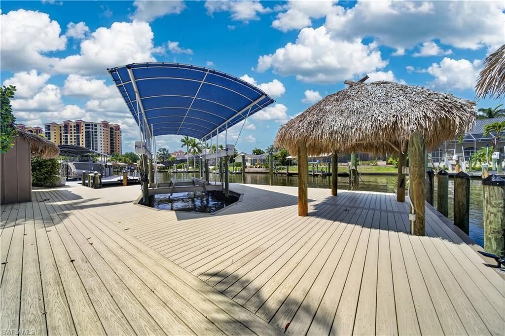 Image 43 of property listing at 1513 SW 58th ST, Cape Coral, FL 33914