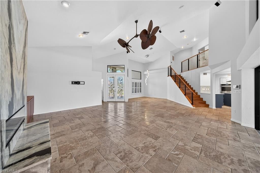 Image 6 of property listing at 1513 SW 58th ST, Cape Coral, FL 33914