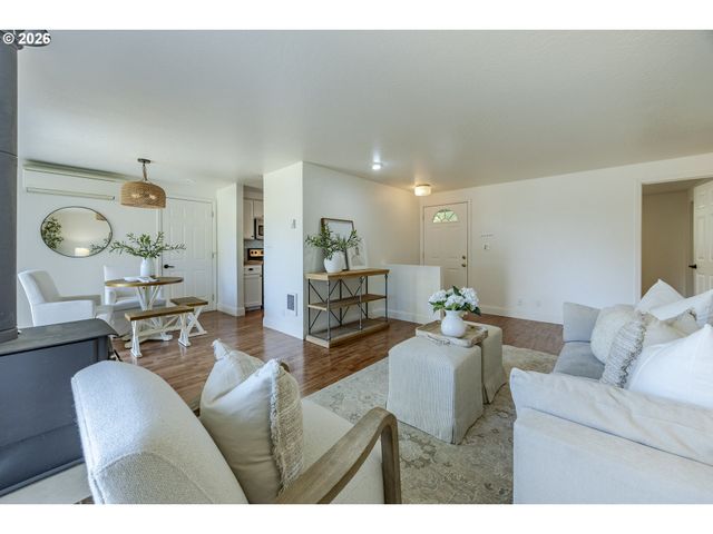 367 LIMERICK Ave, Eugene, OR 97404