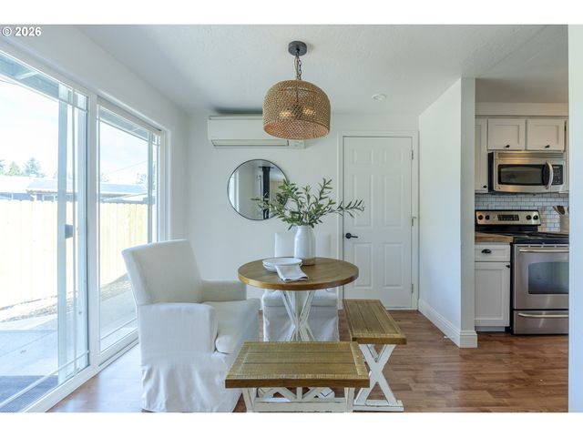 367 LIMERICK Ave, Eugene, OR 97404