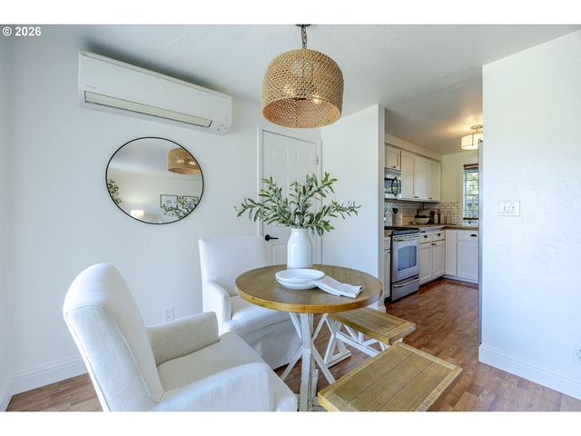 367 LIMERICK Ave, Eugene, OR 97404