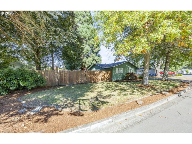 367 LIMERICK Ave, Eugene, OR 97404