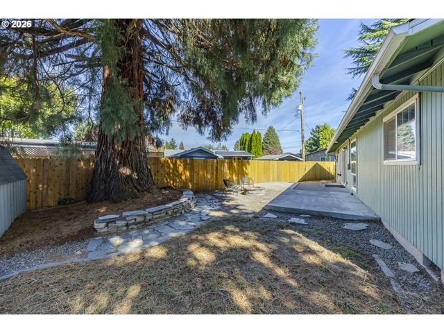 367 LIMERICK Ave, Eugene, OR 97404
