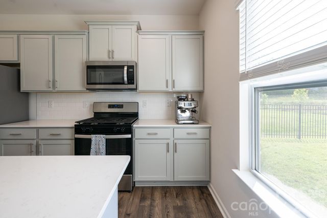 162 Wheatfield Road, Fletcher, NC 28732