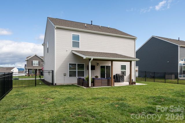162 Wheatfield Road, Fletcher, NC 28732