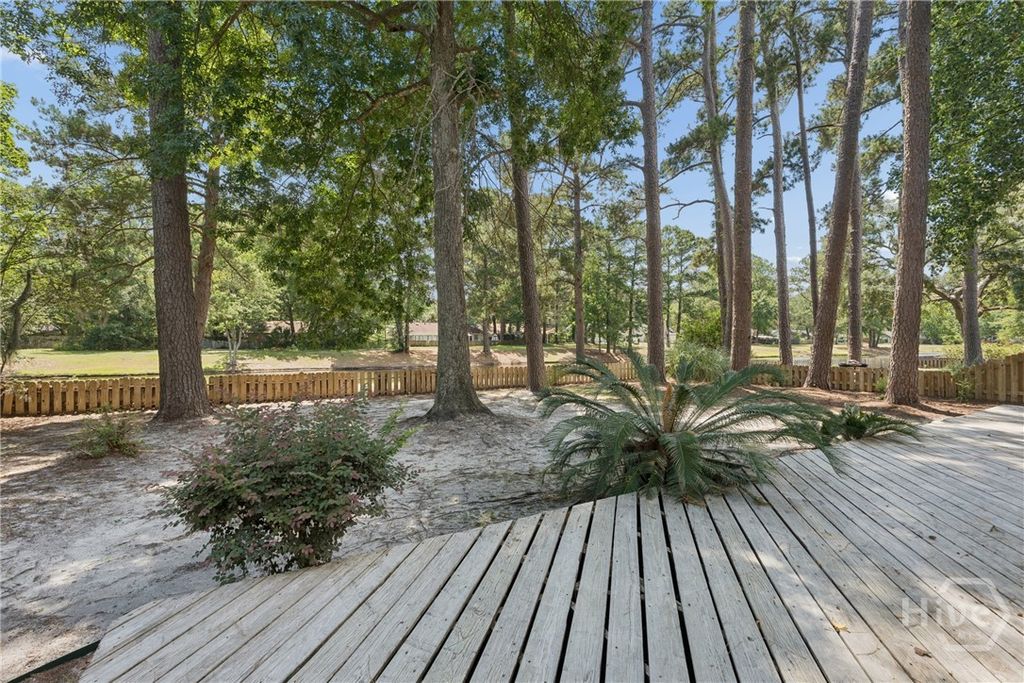 Image 30 of property listing at 21 Bristlecone Drive, Savannah, GA 31419