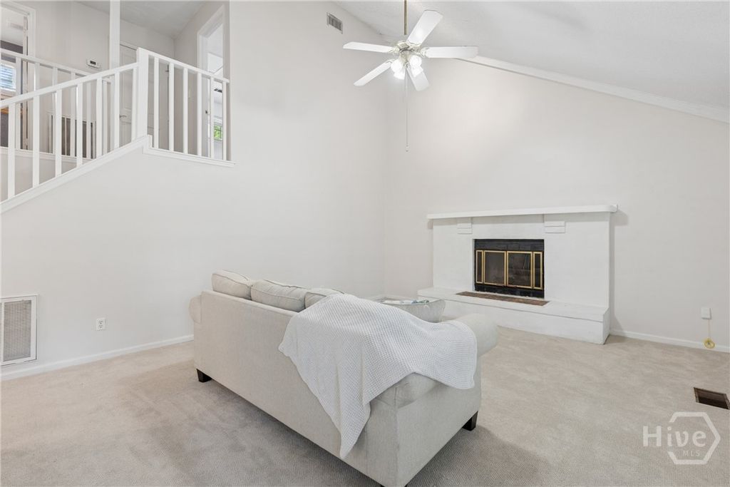 Image 6 of property listing at 21 Bristlecone Drive, Savannah, GA 31419