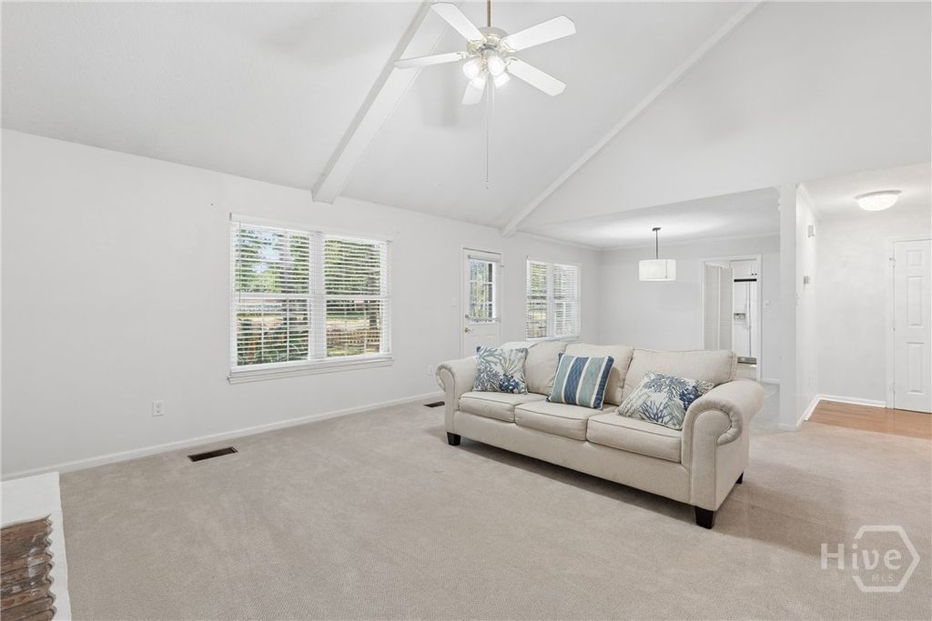 Image 8 of property listing at 21 Bristlecone Drive, Savannah, GA 31419