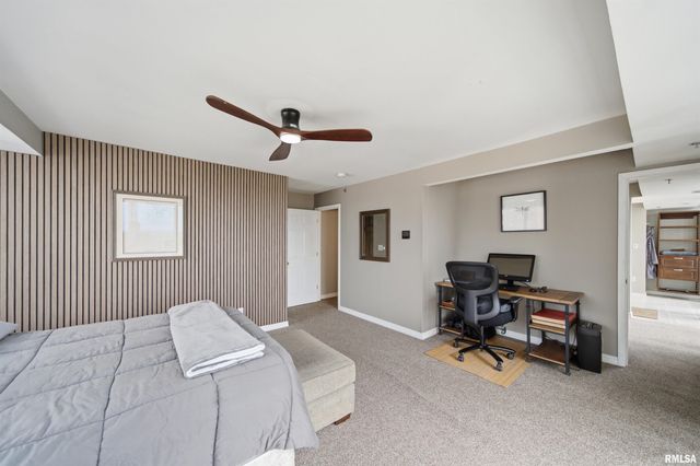 123 SW JEFFERSON Avenue E10A, Peoria, IL 61602
