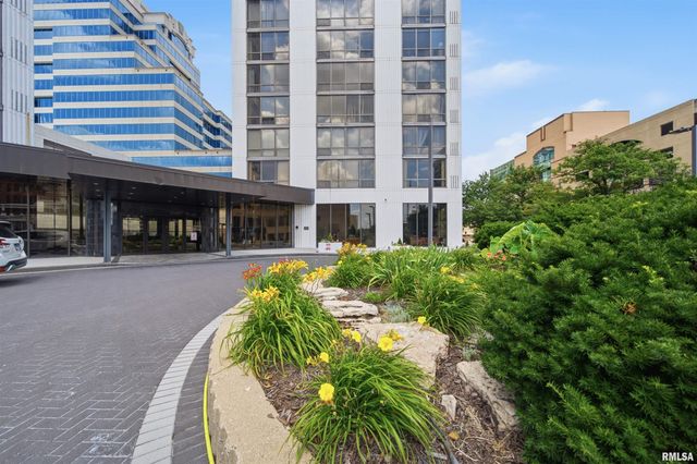 123 SW JEFFERSON Avenue E10A, Peoria, IL 61602