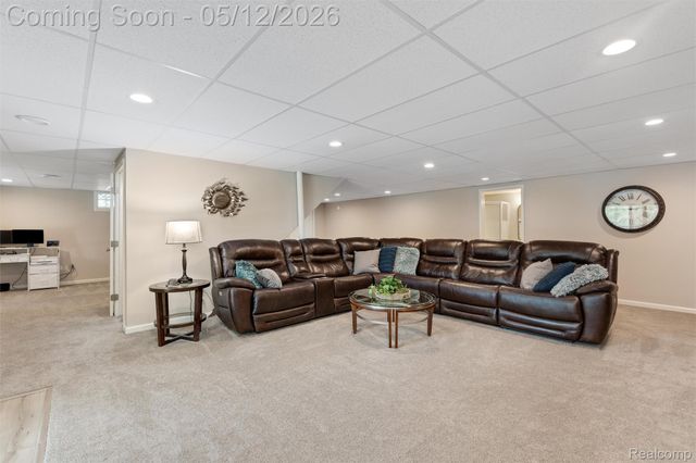 8945 Huron Bluffs Drive, White Lake Charter Township, MI 48386