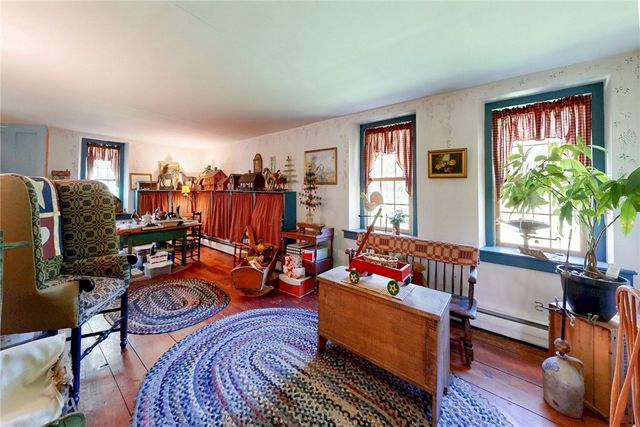 1503 Putnam Pike, Glocester, RI 02814