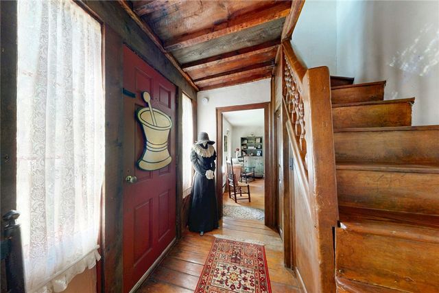 1503 Putnam Pike, Glocester, RI 02814