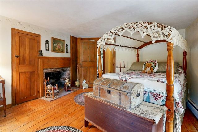 1503 Putnam Pike, Glocester, RI 02814