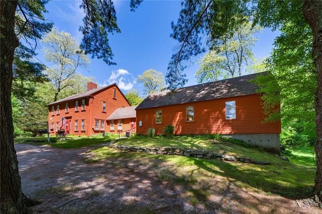 1503 Putnam Pike, Glocester, RI 02814