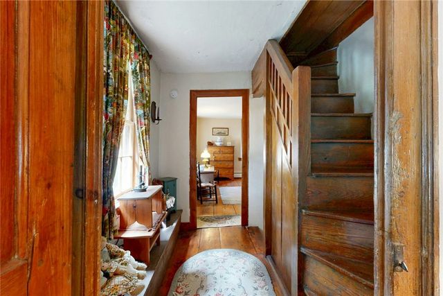 1503 Putnam Pike, Glocester, RI 02814