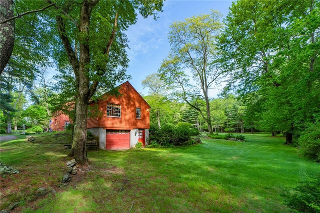 1503 Putnam Pike, Glocester, RI 02814