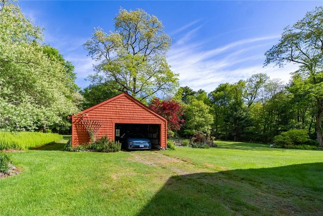 1503 Putnam Pike, Glocester, RI 02814