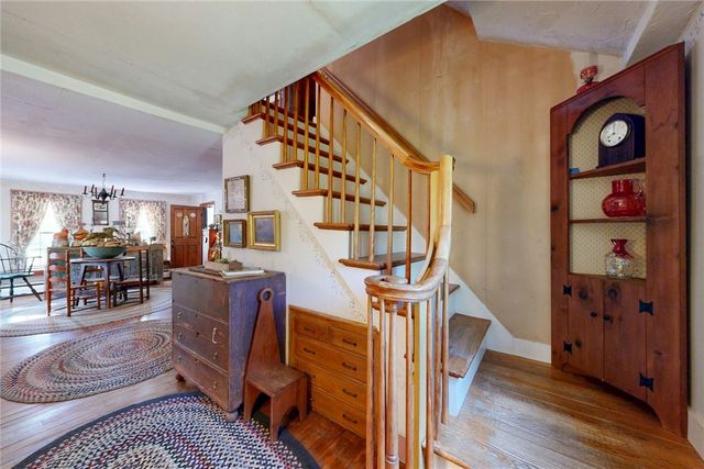 1503 Putnam Pike, Glocester, RI 02814