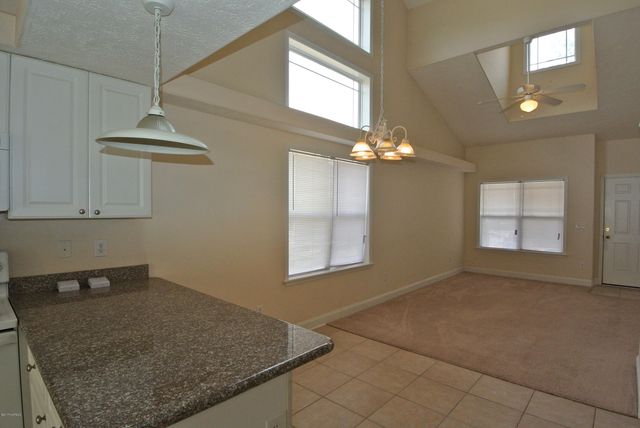 4031 Arbor Green Way, New Bern, NC 28562