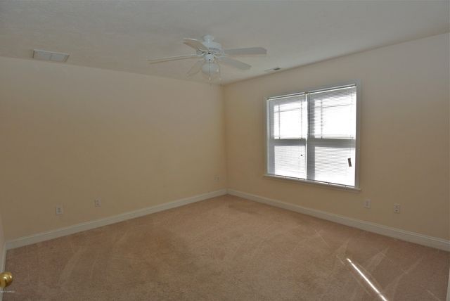 4031 Arbor Green Way, New Bern, NC 28562