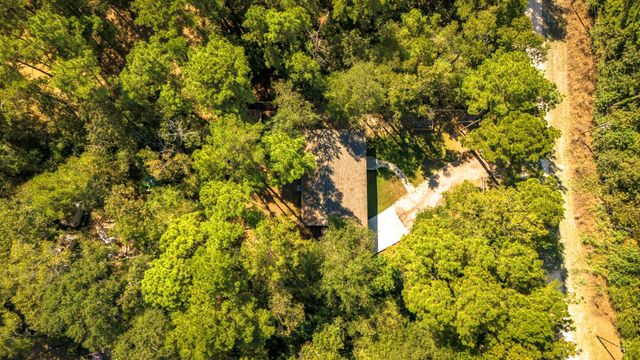 132 Legacy Boulevard, Point Blank, TX 77364