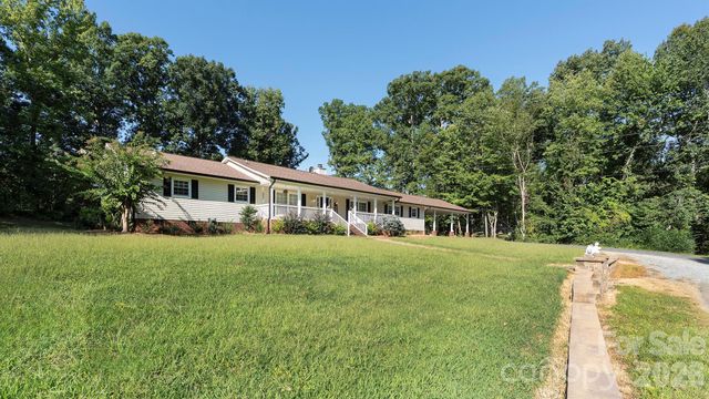 717 Pilgrim Forest Drive, Monroe, NC 28110