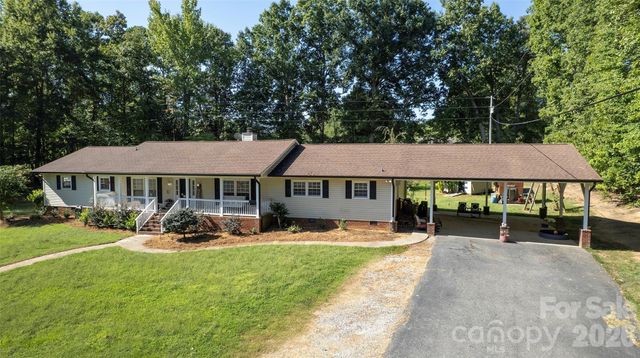 717 Pilgrim Forest Drive, Monroe, NC 28110