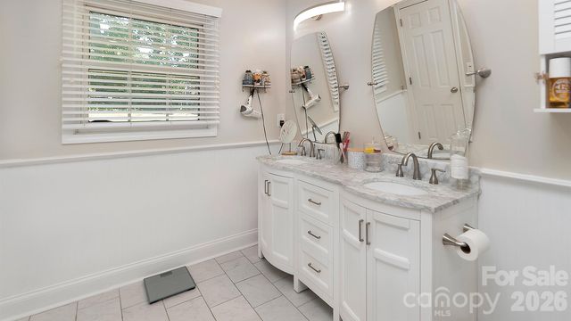 717 Pilgrim Forest Drive, Monroe, NC 28110