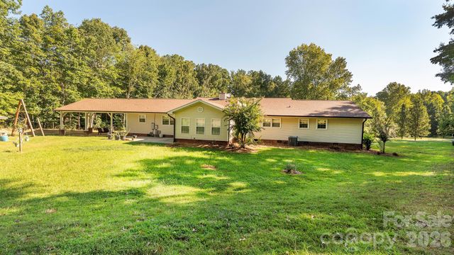 717 Pilgrim Forest Drive, Monroe, NC 28110