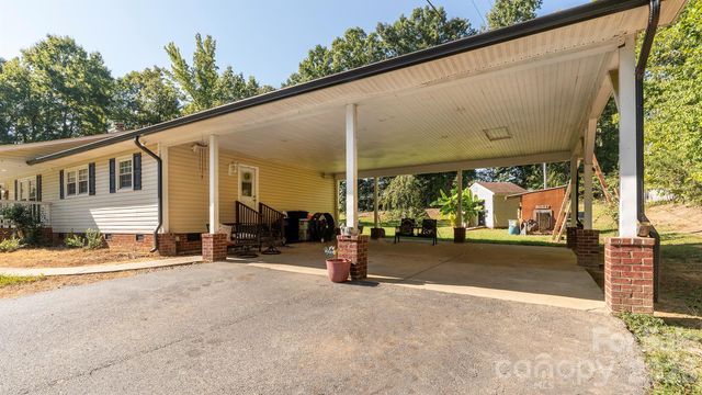 717 Pilgrim Forest Drive, Monroe, NC 28110